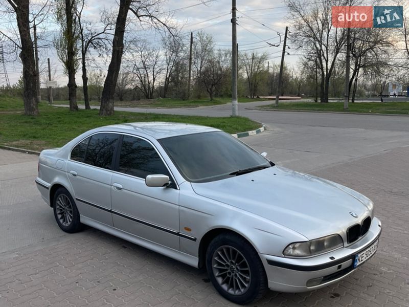 BMW 5 Series 1999