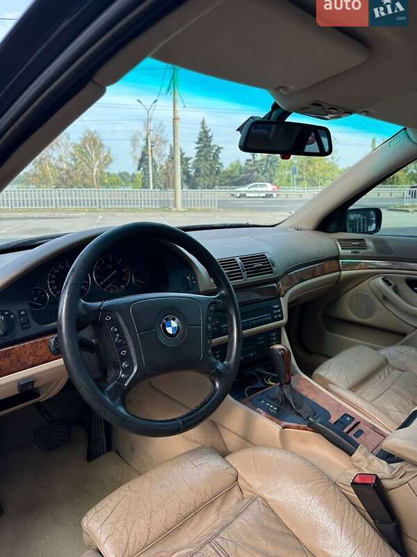 BMW 5 Series 1998