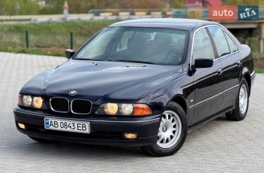 Седан BMW 5 Series 2000 в Черновцах