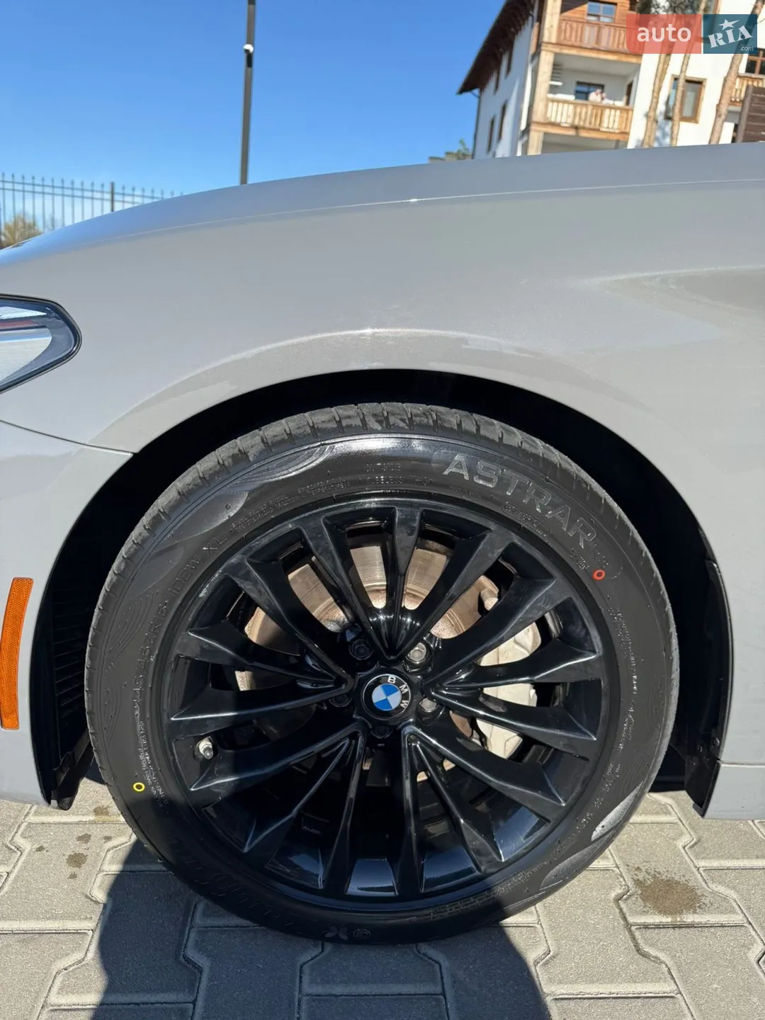 2021 BMW 5er - мініатюра 3