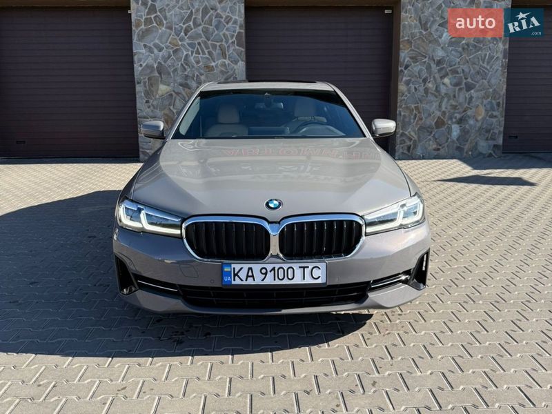 BMW 5 Series 2021