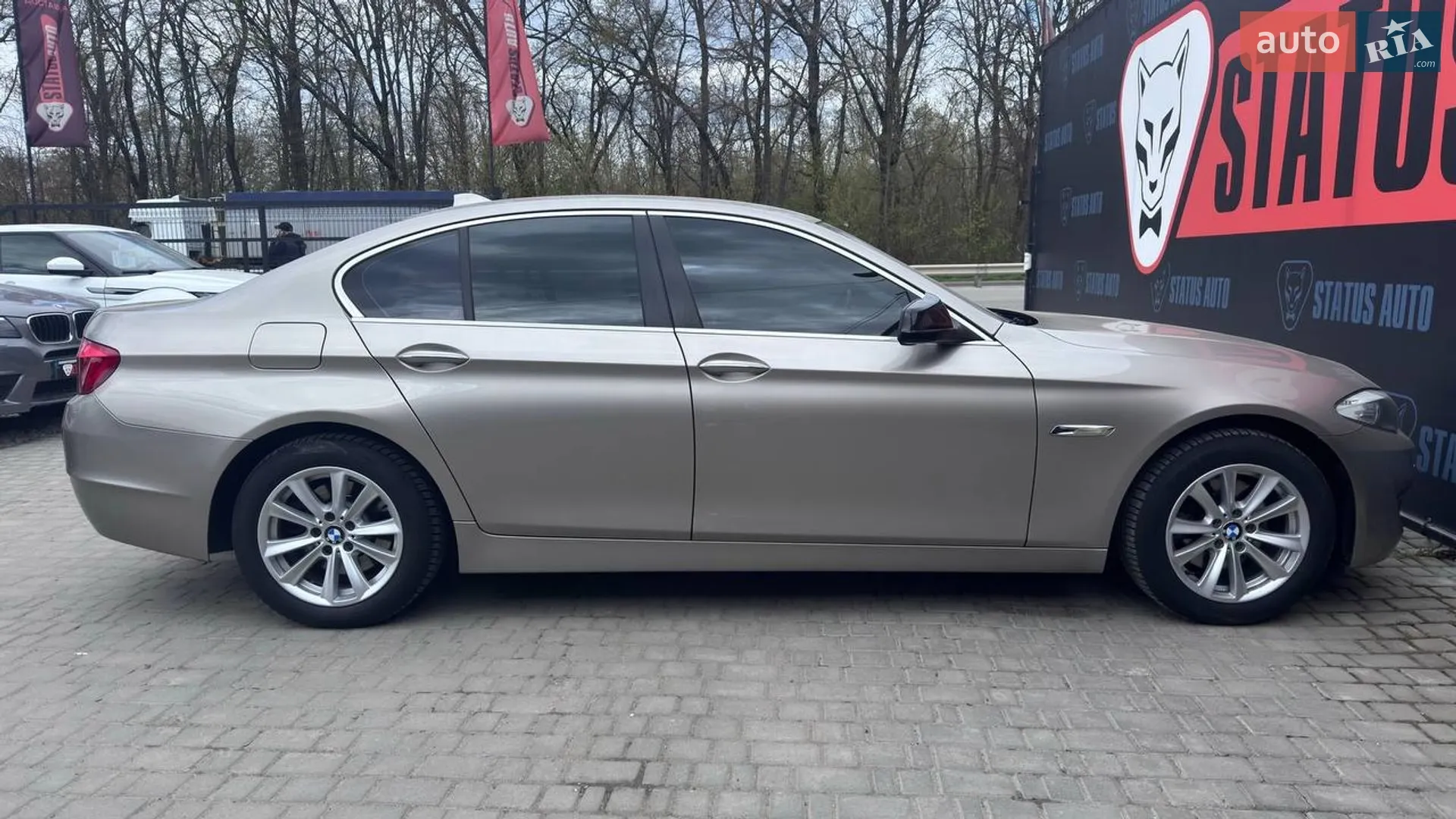 2010 BMW 5er - мініатюра 5
