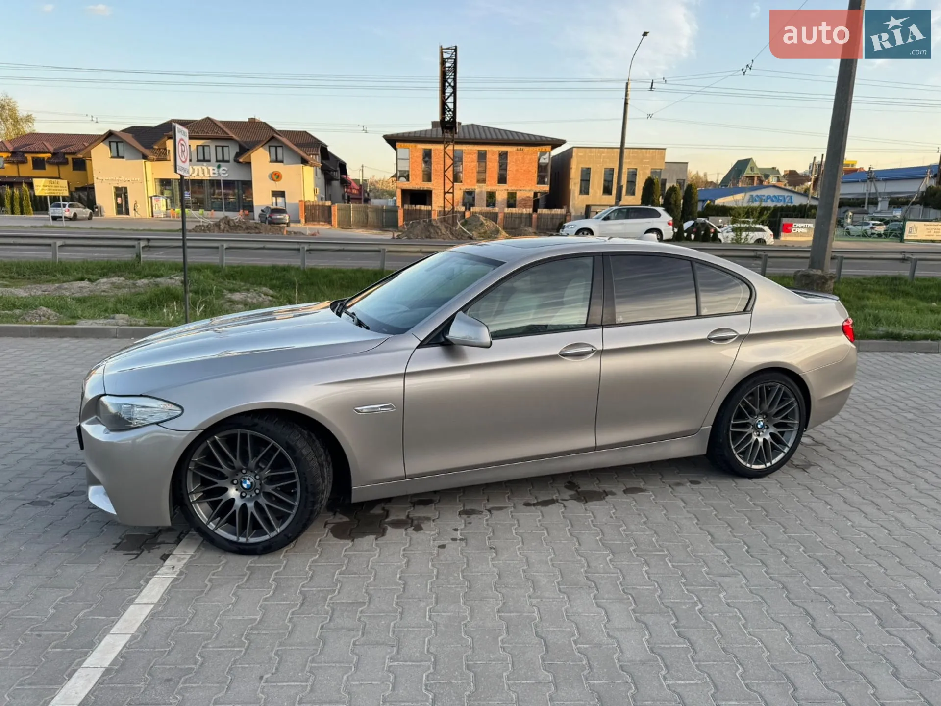 2010 BMW 5er - мініатюра 3