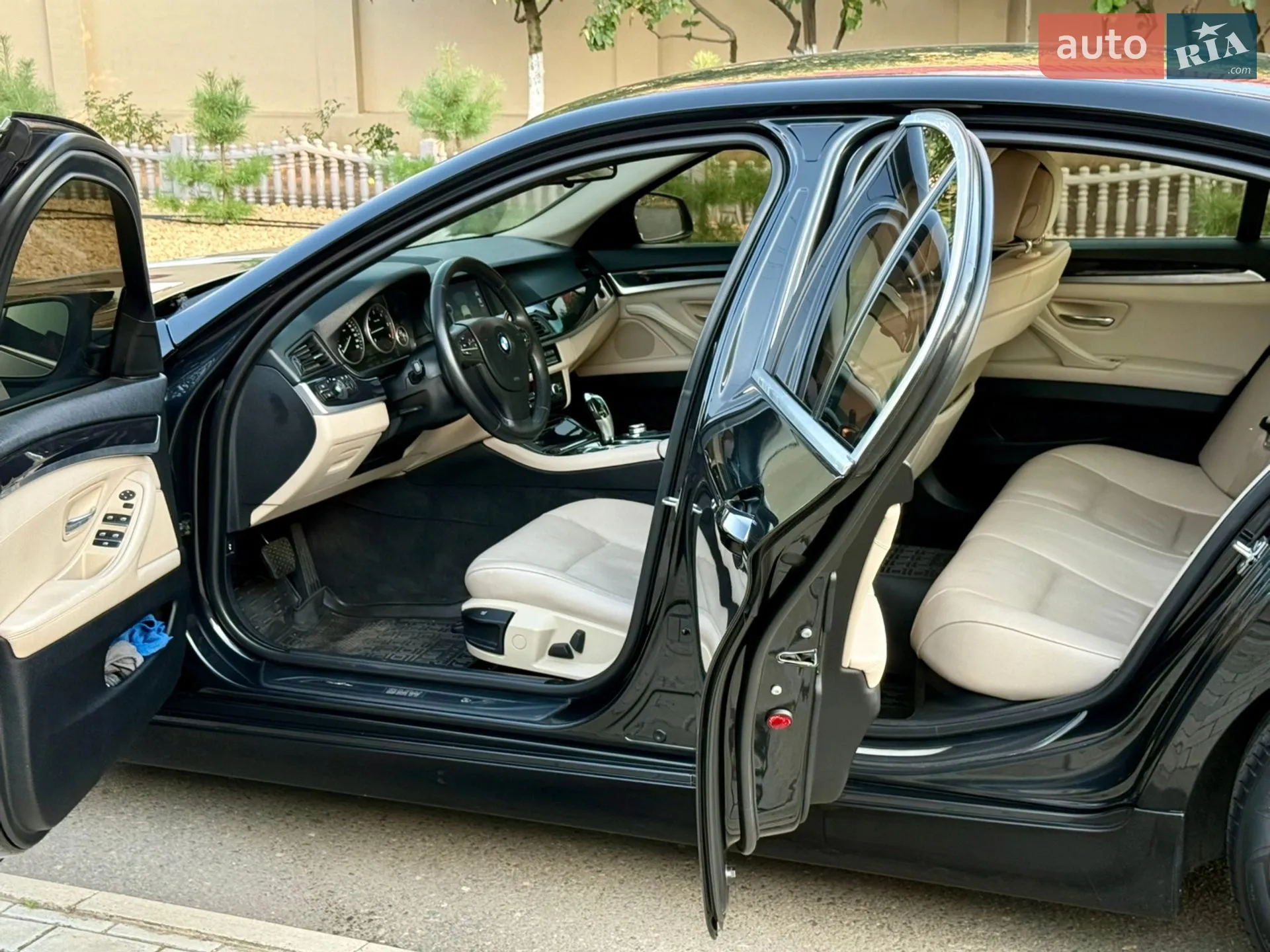 2012 BMW 5er - мініатюра 27