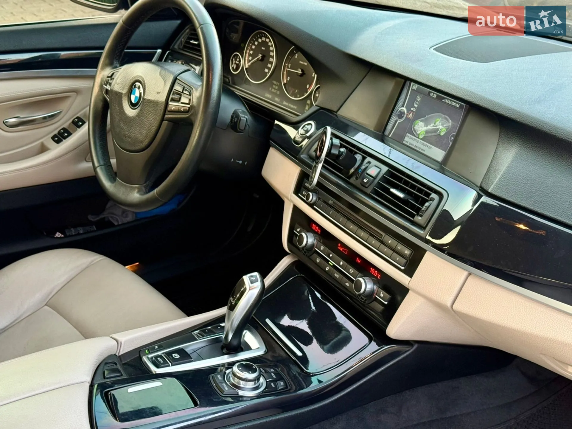 2012 BMW 5er - мініатюра 31