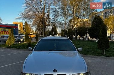 Універсал BMW 5 Series 2000 в Волочиську