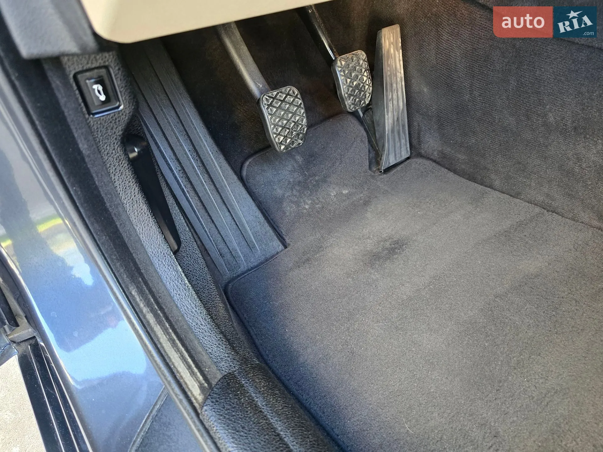 2012 BMW 5er - мініатюра 22