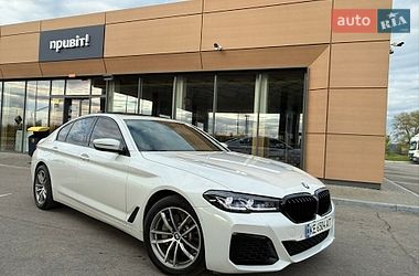 Седан BMW 5 Series 2017 в Дніпрі