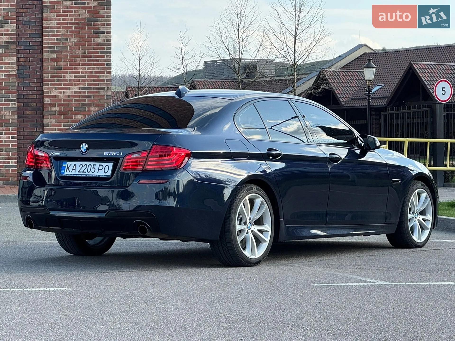 2015 BMW 5er - мініатюра 13