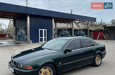 Седан BMW 5 Series 1998 в Калиновке