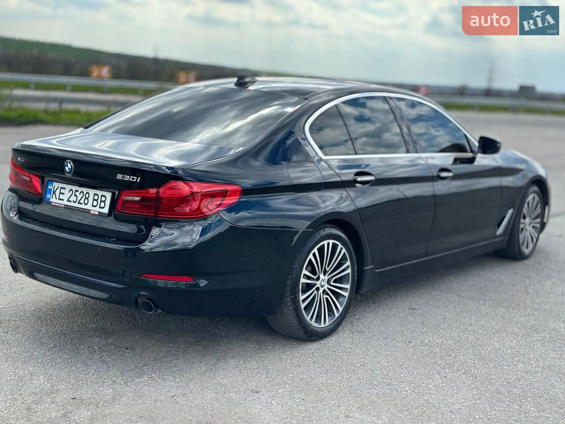 2017 BMW 5er - мініатюра 2