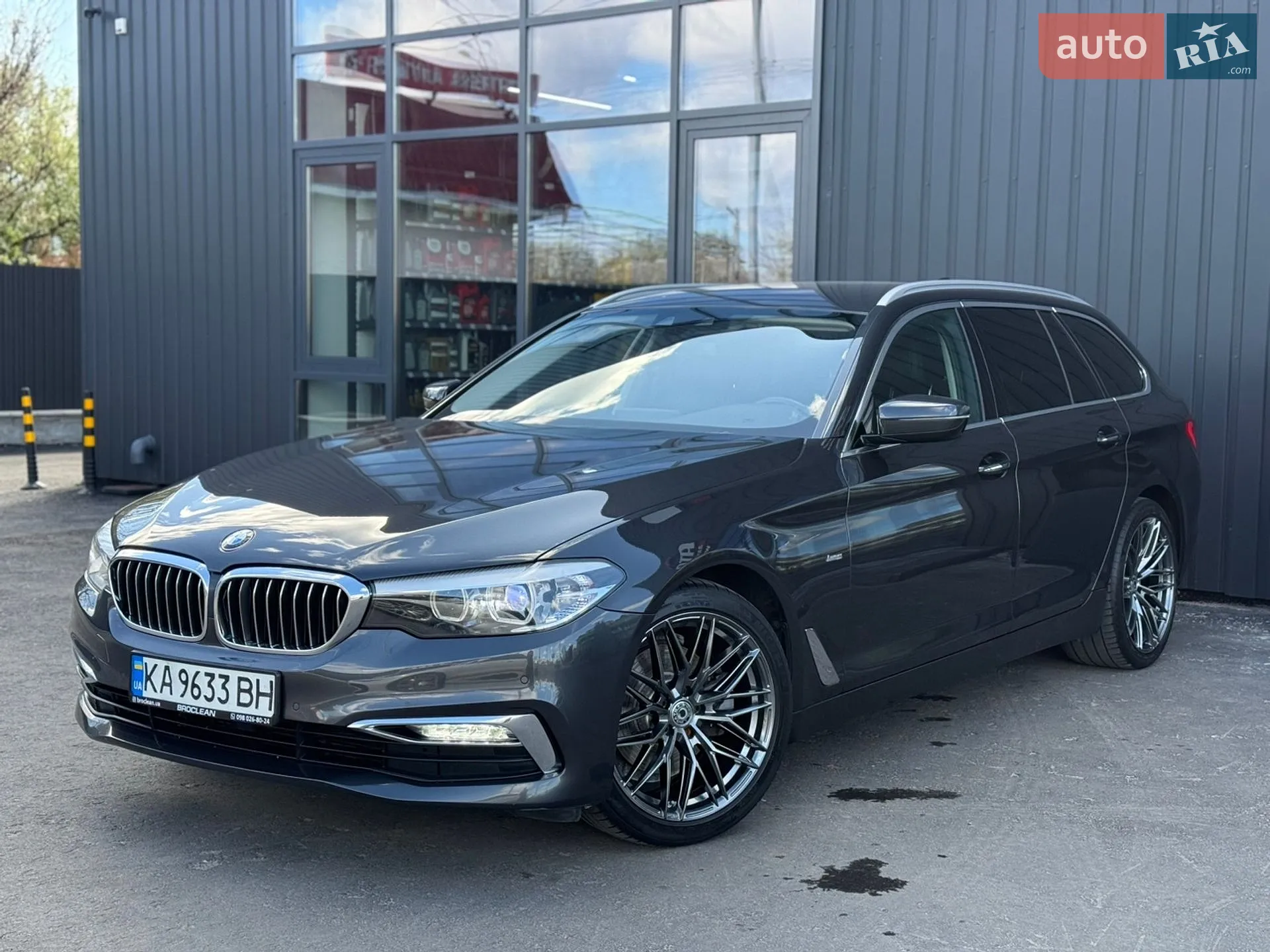 2017 BMW 5er - мініатюра 5