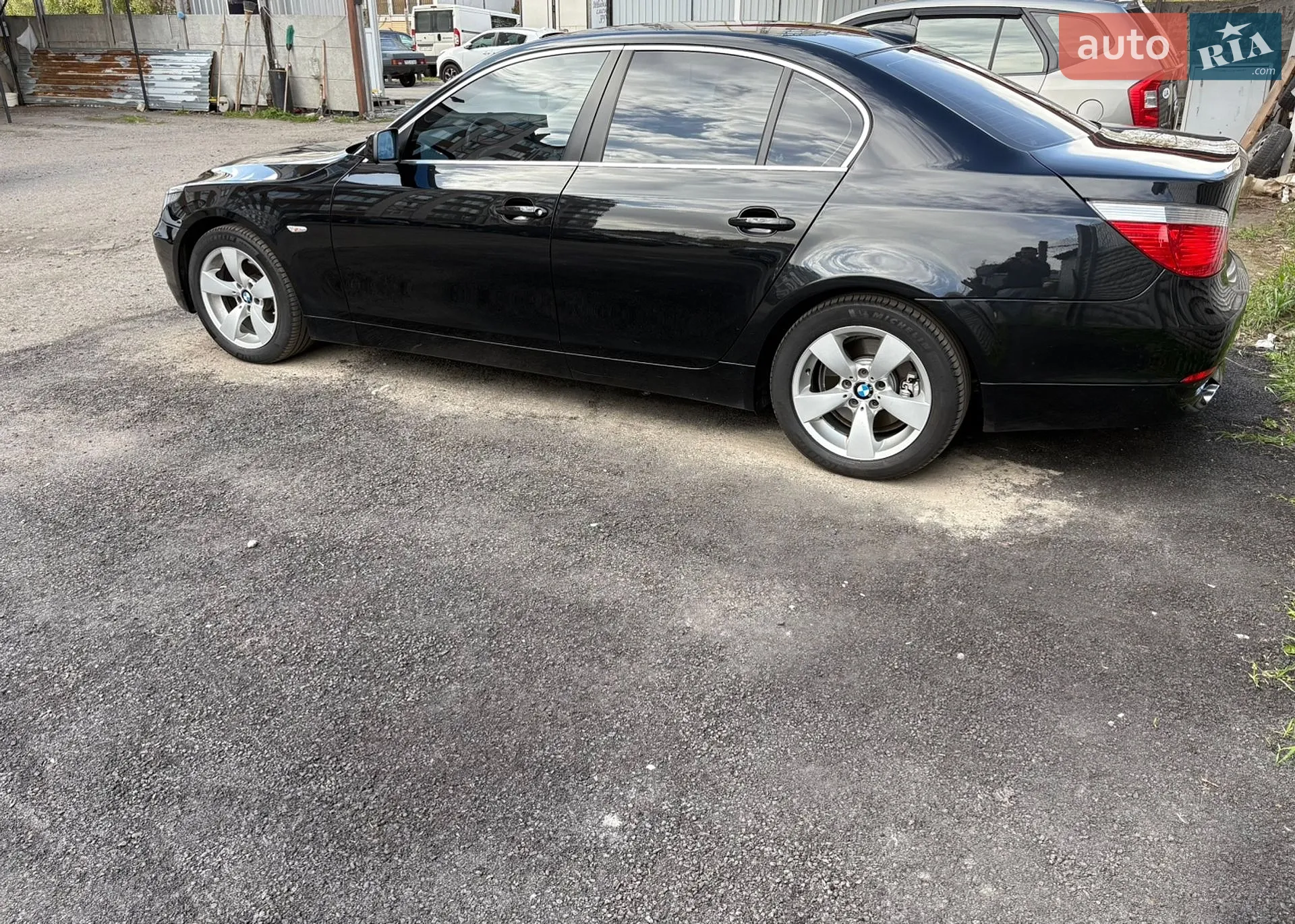 BMW 5 Series 2006 VIN WBANE31040B954145 фото оголошення 16 з 29