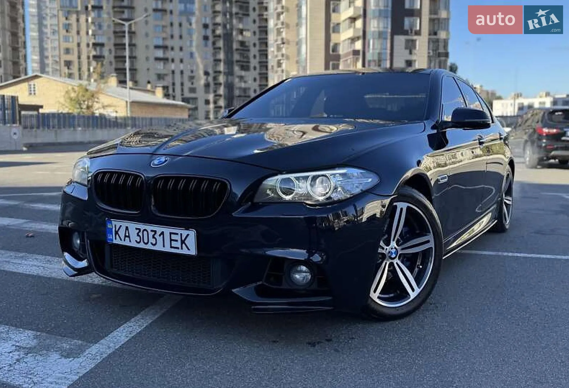 BMW 5 Series 2014 VIN WBA5A7C5XED616126 фото оголошення 2 з 18