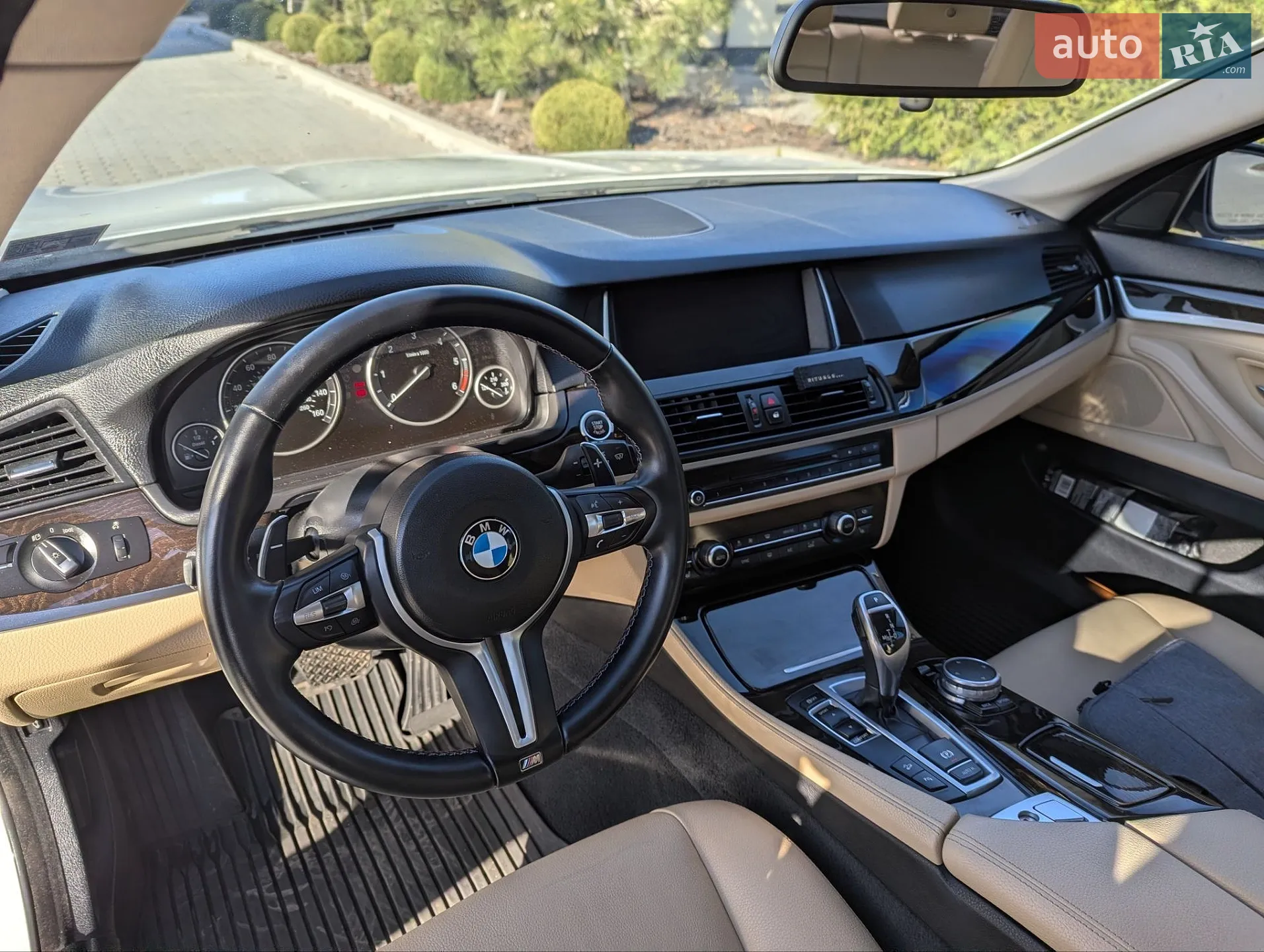 2015 BMW 5er - мініатюра 13