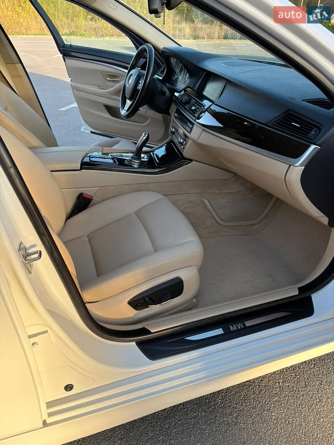 2015 BMW 5er - мініатюра 20