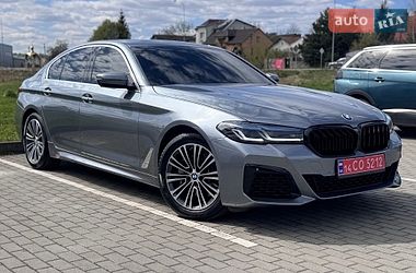 Седан BMW 5 Series 2018 в Львове