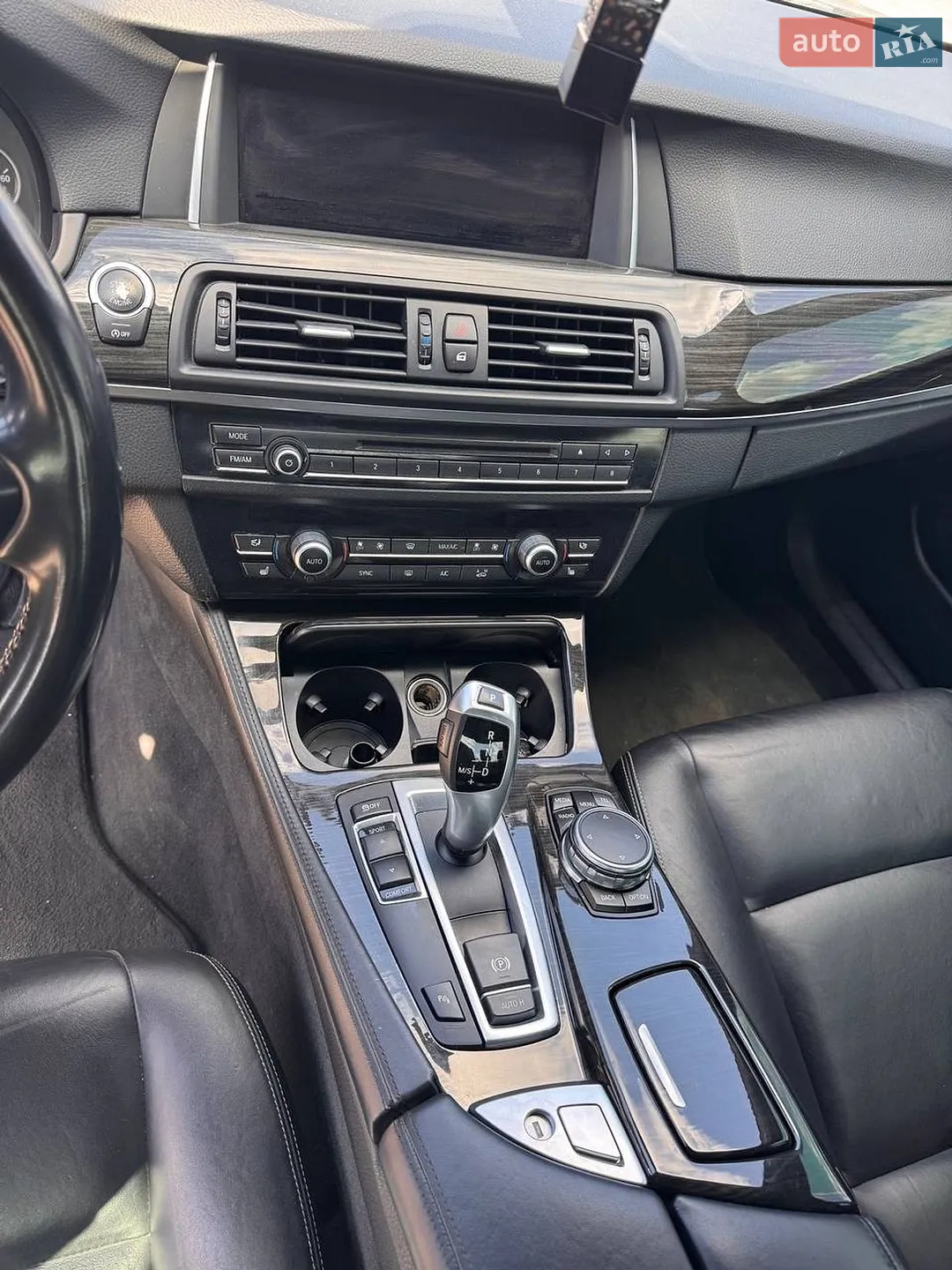 2015 BMW 5er - мініатюра 22