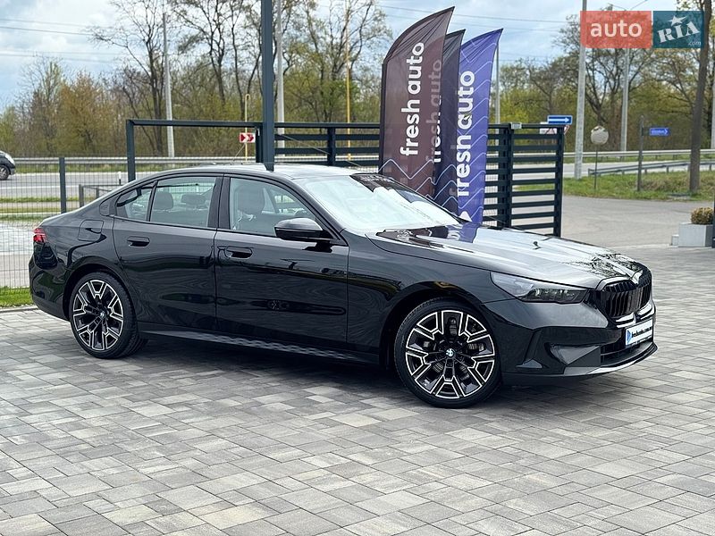 BMW 5 Series 2024