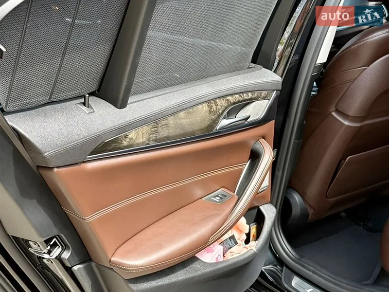 BMW 5 Series 2018 VIN WBAJC9101JB279394 фото оголошення 20 з 71