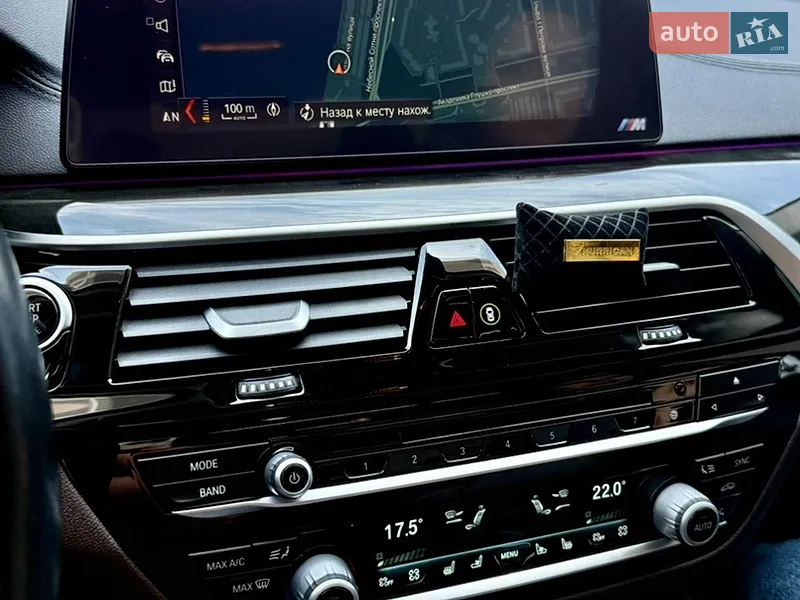 BMW 5 Series 2018 VIN WBAJC9101JB279394 фото оголошення 28 з 71