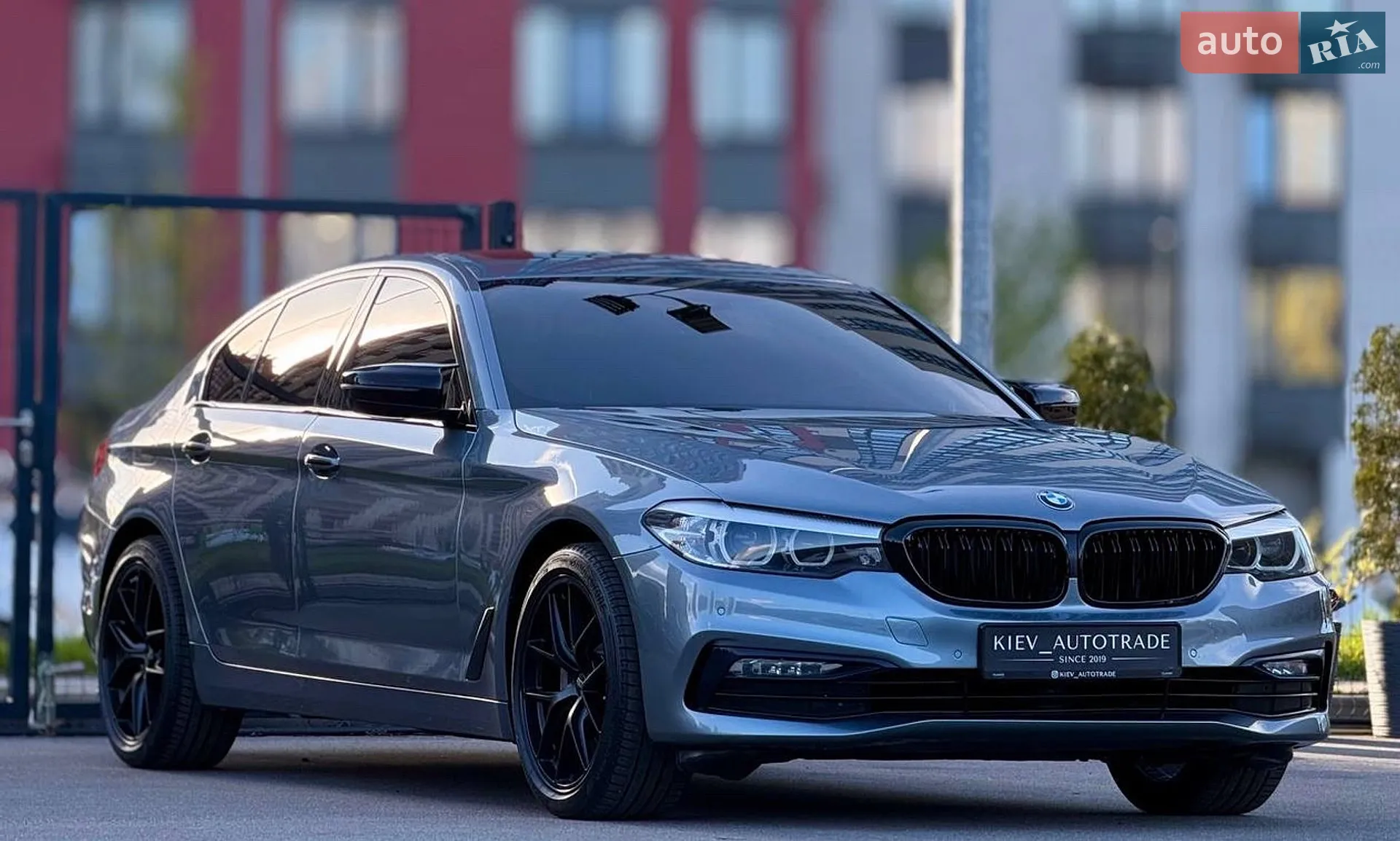 2017 BMW 5er - мініатюра 5