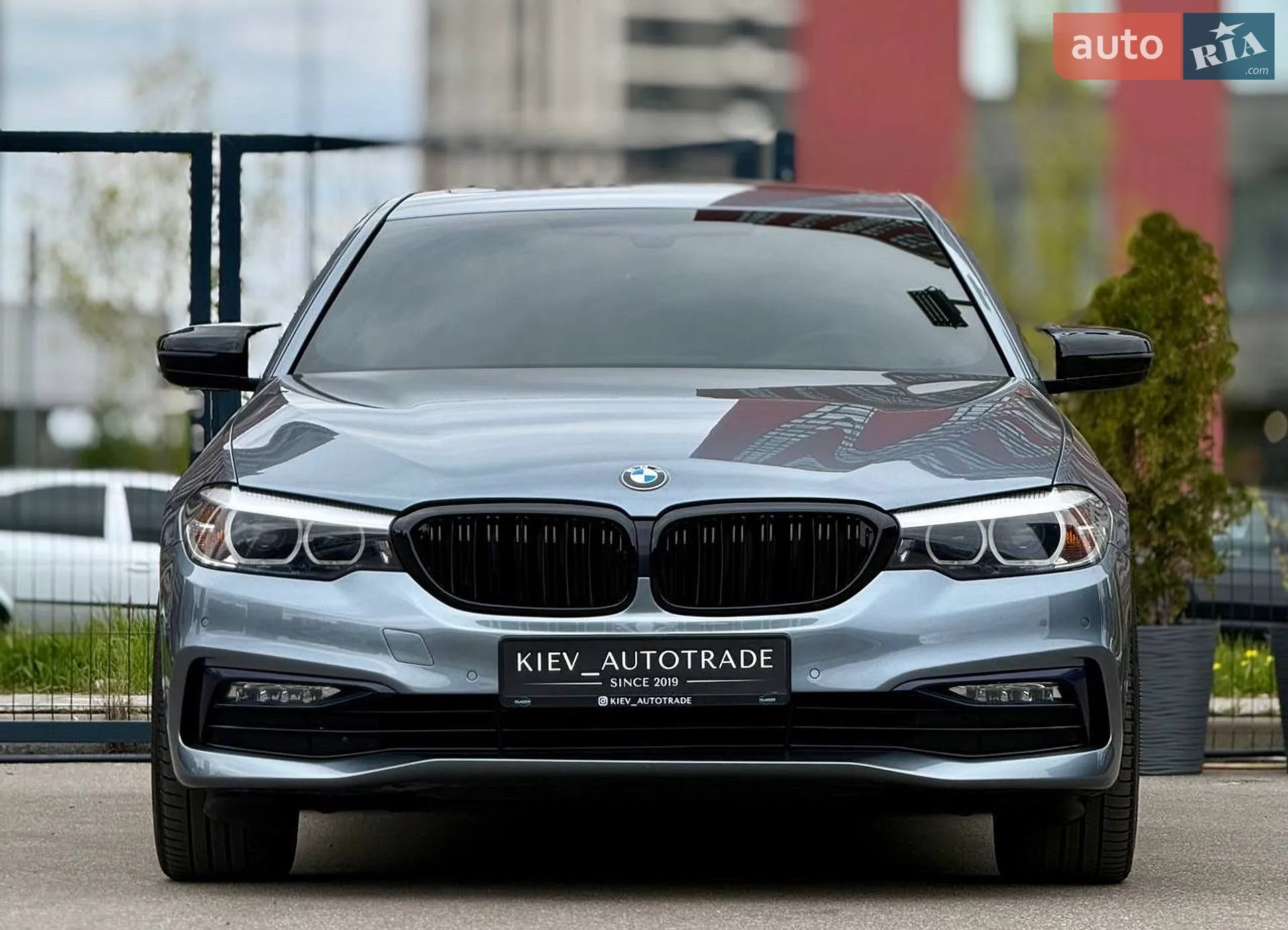 2017 BMW 5er - мініатюра 3