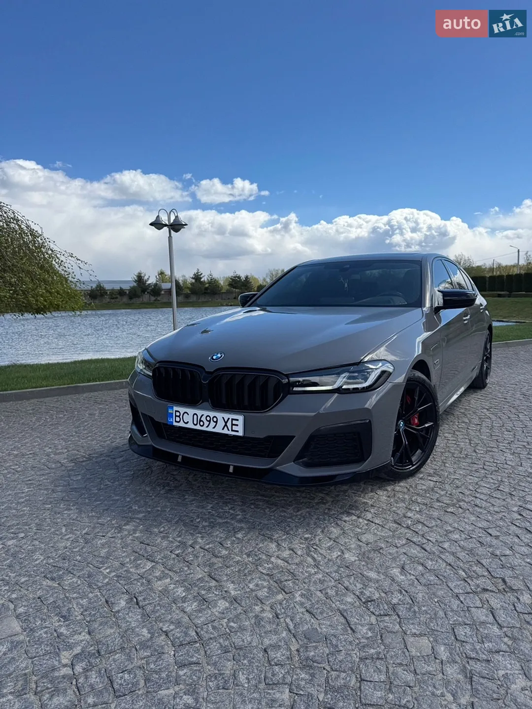 2021 BMW 5er - мініатюра 2