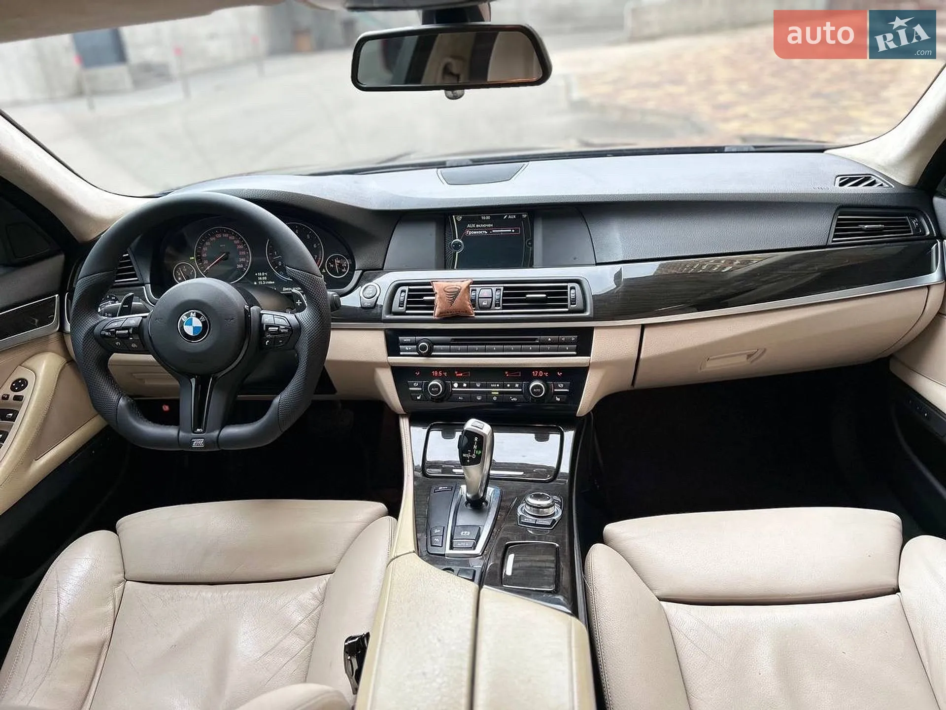 2011 BMW 5er - мініатюра 13