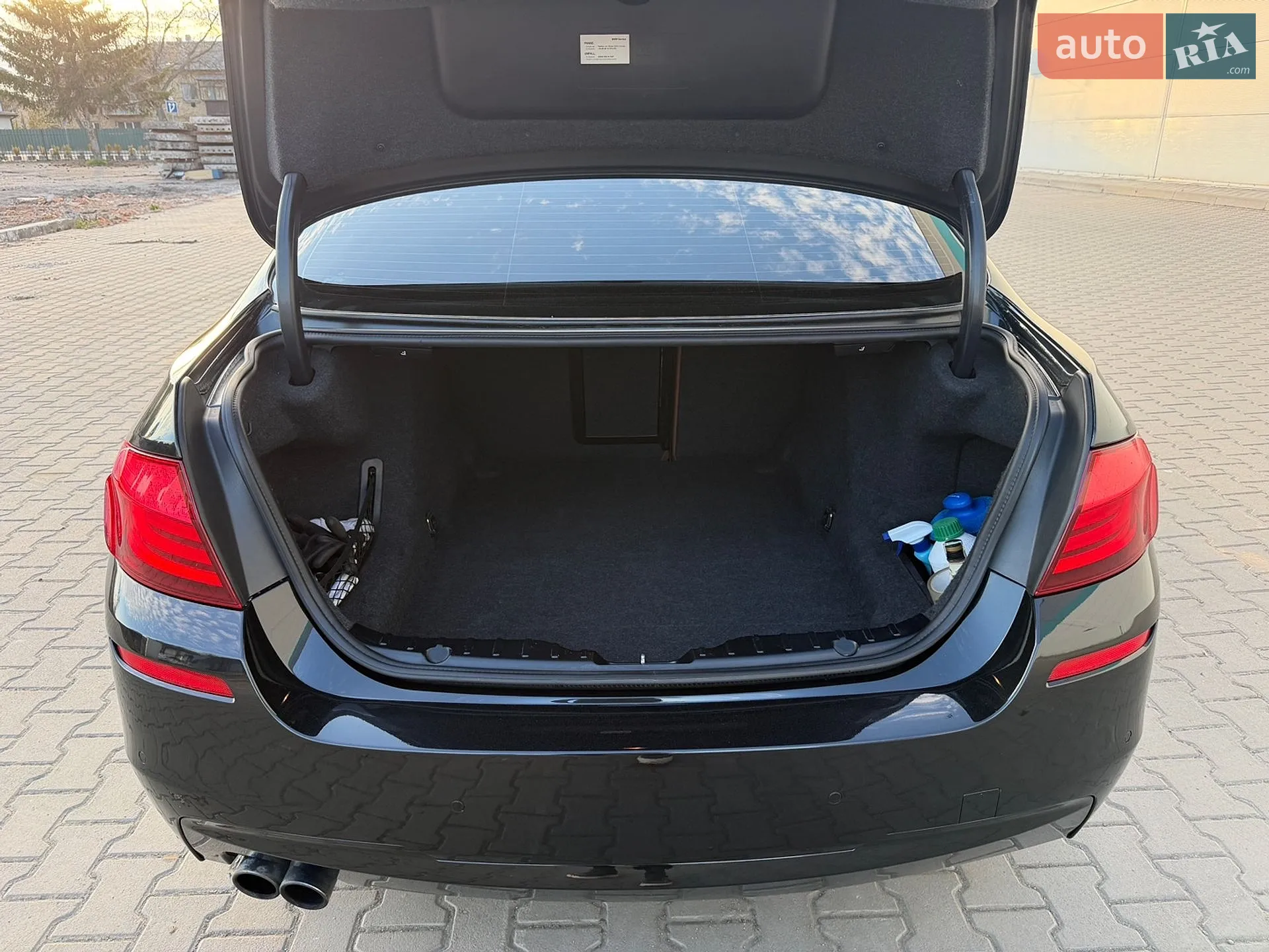 2012 BMW 5er - мініатюра 12