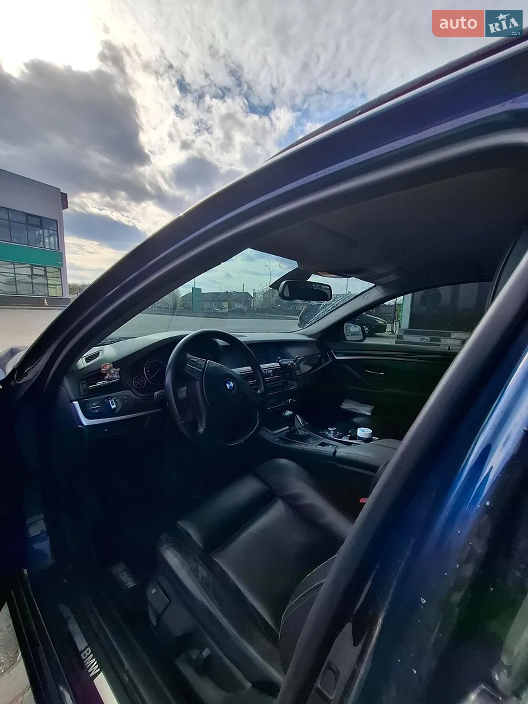 2011 BMW 5er - мініатюра 13