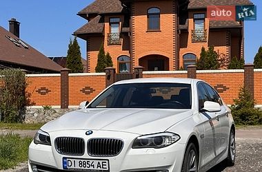 Седан BMW 5 Series 2012 в Обухове