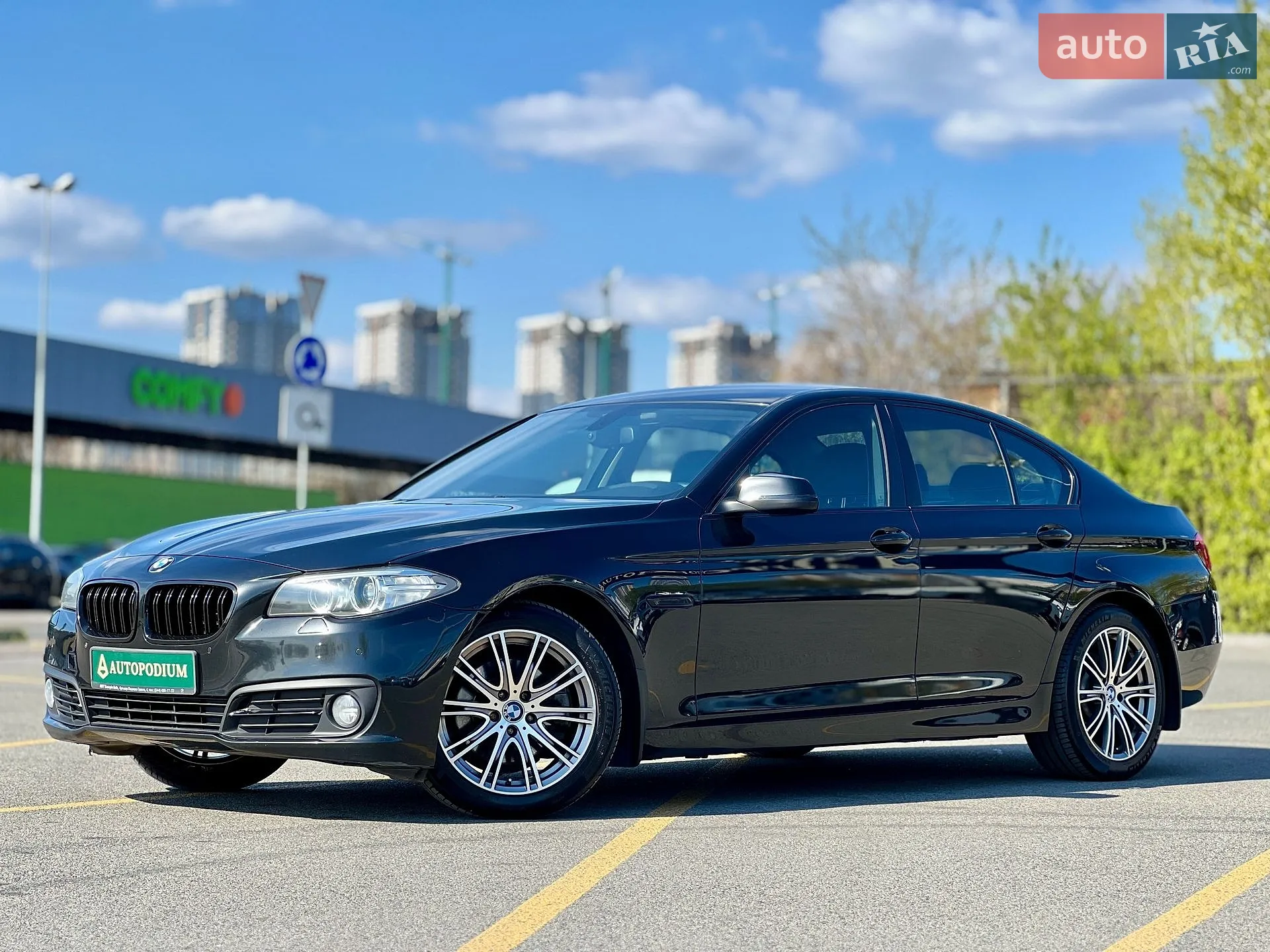 2015 BMW 5er - мініатюра 2