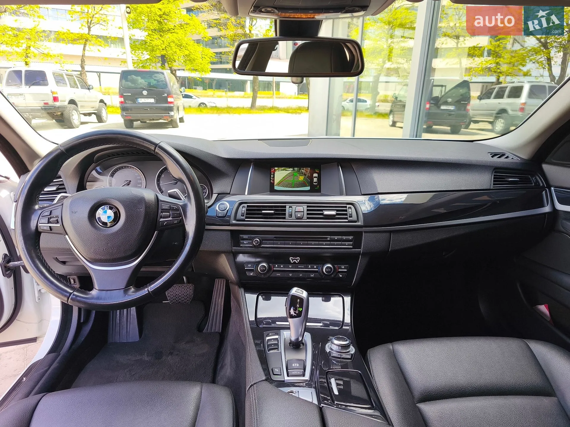 2016 BMW 5er - мініатюра 16