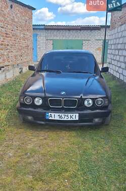 Седан BMW 5 Series 1995 в Иванкове