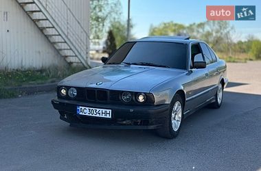 Седан BMW 5 Series 1992 в Шептицькому