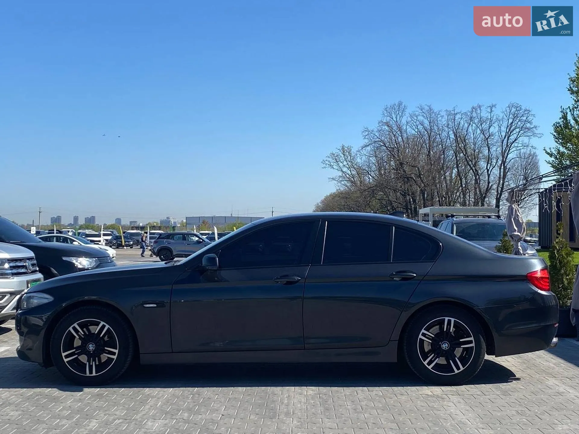 2010 BMW 5er - мініатюра 22