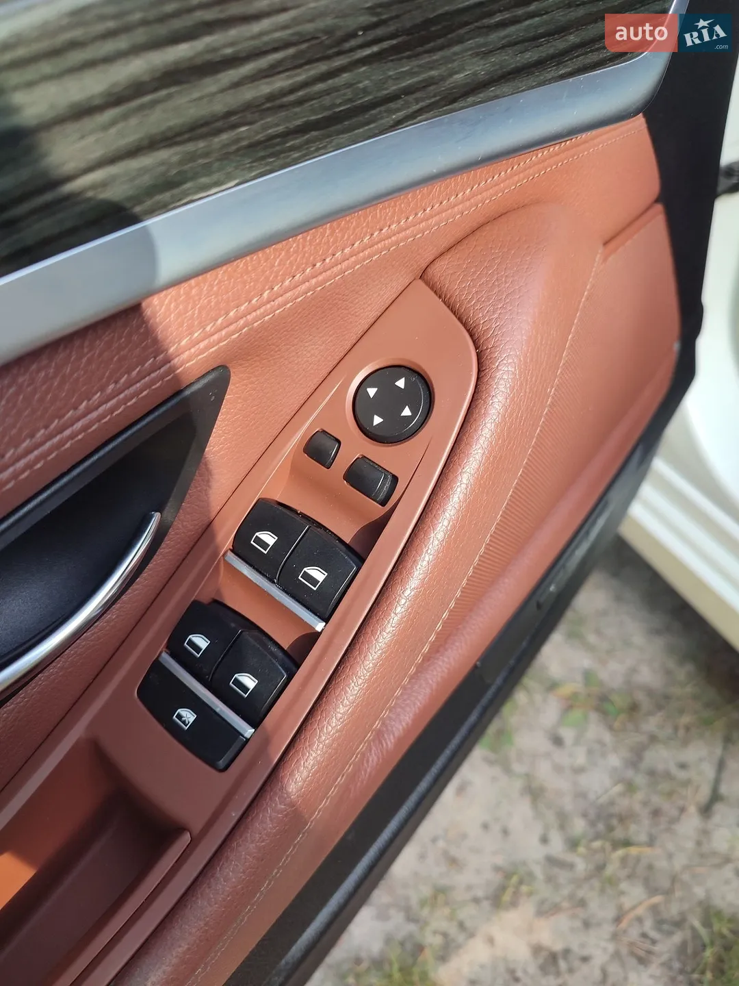 2013 BMW 5er - мініатюра 19
