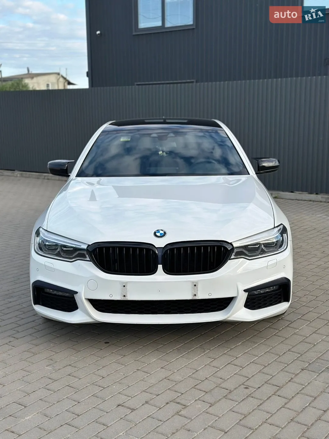 2018 BMW 5er - мініатюра 2