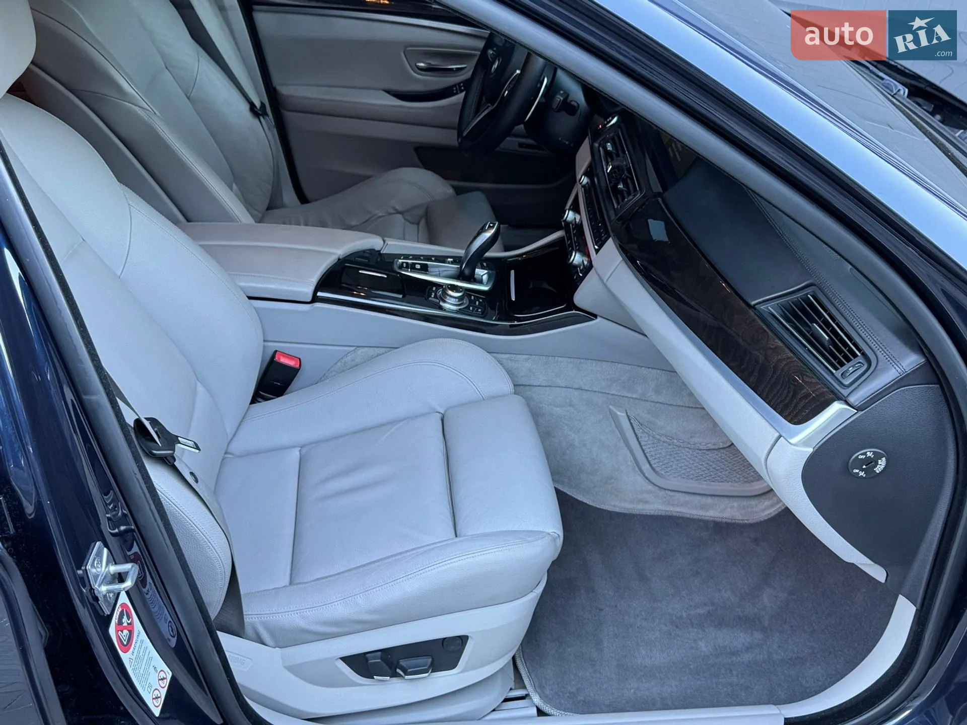 2011 BMW 5er - мініатюра 29