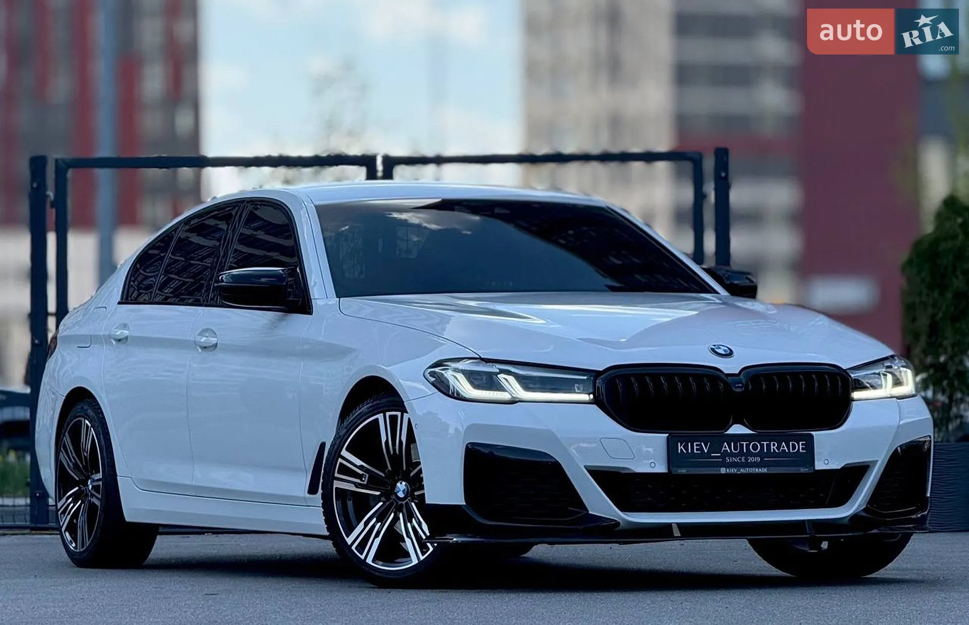 2018 BMW 5er - фото 1