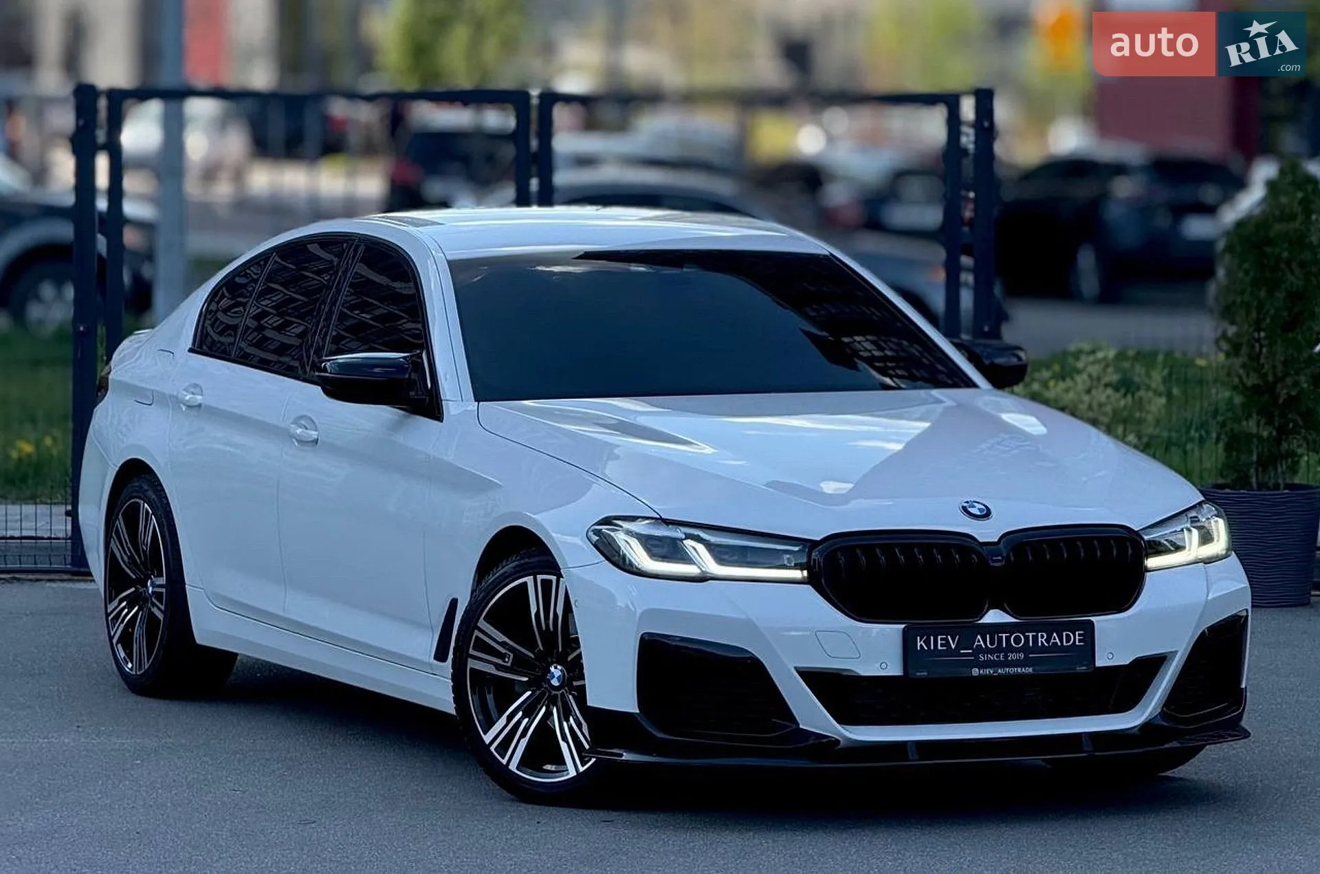2018 BMW 5er - мініатюра 2