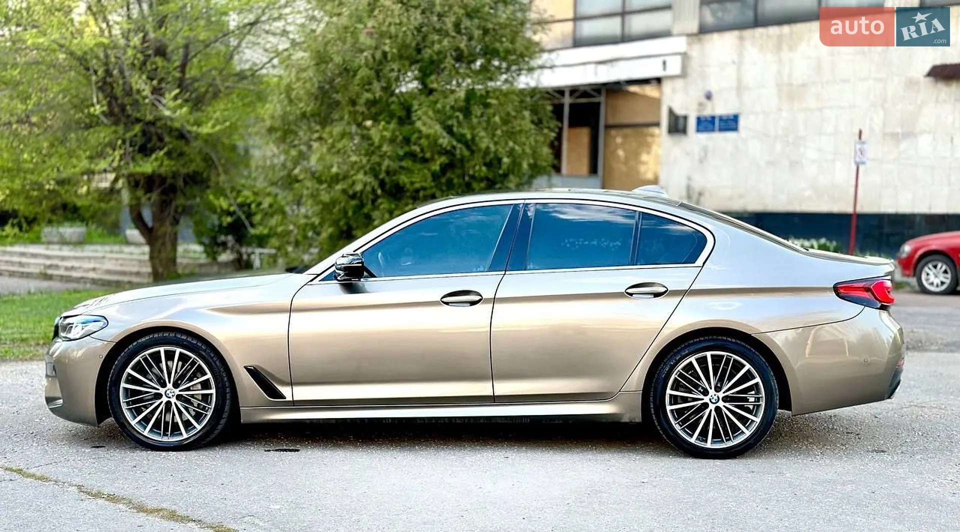 2017 BMW 5er - мініатюра 2