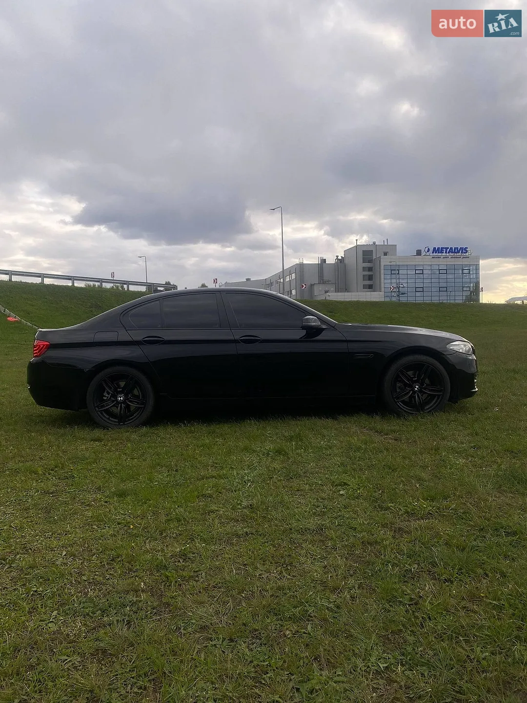 2014 BMW 5er - мініатюра 2