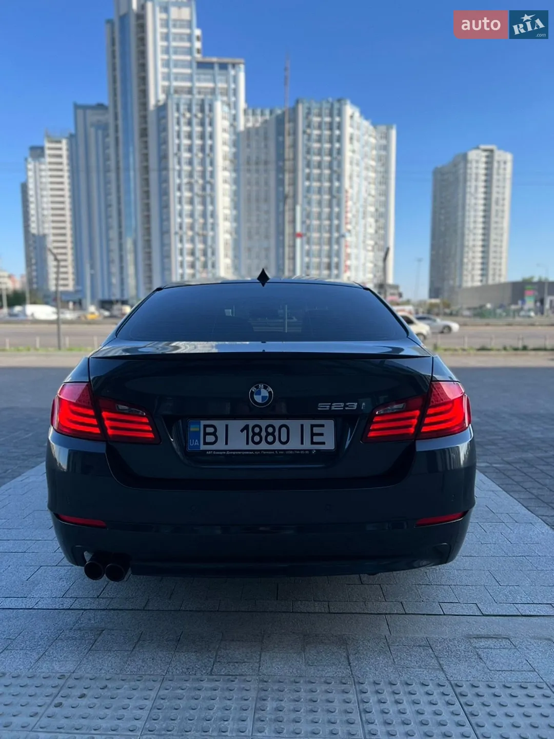 2011 BMW 5er - мініатюра 3