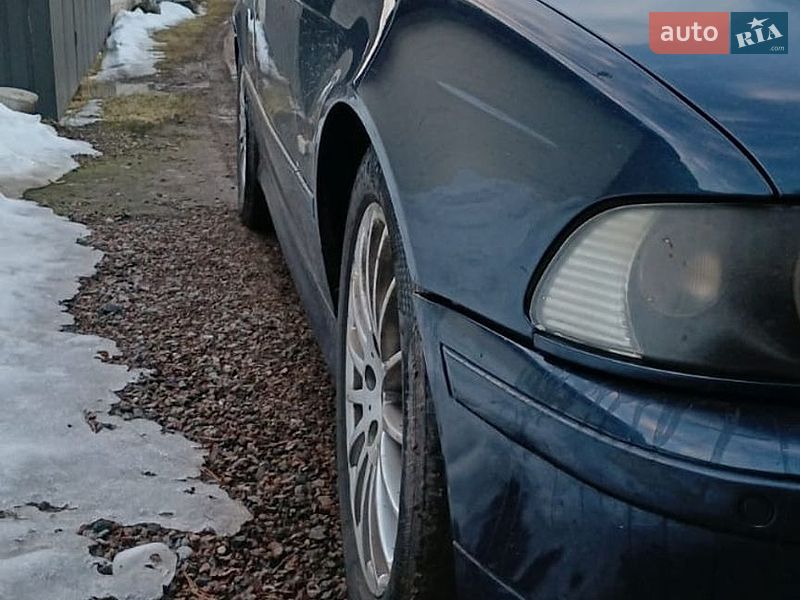 Седан BMW 5 Series 2001 в Кременчуге
