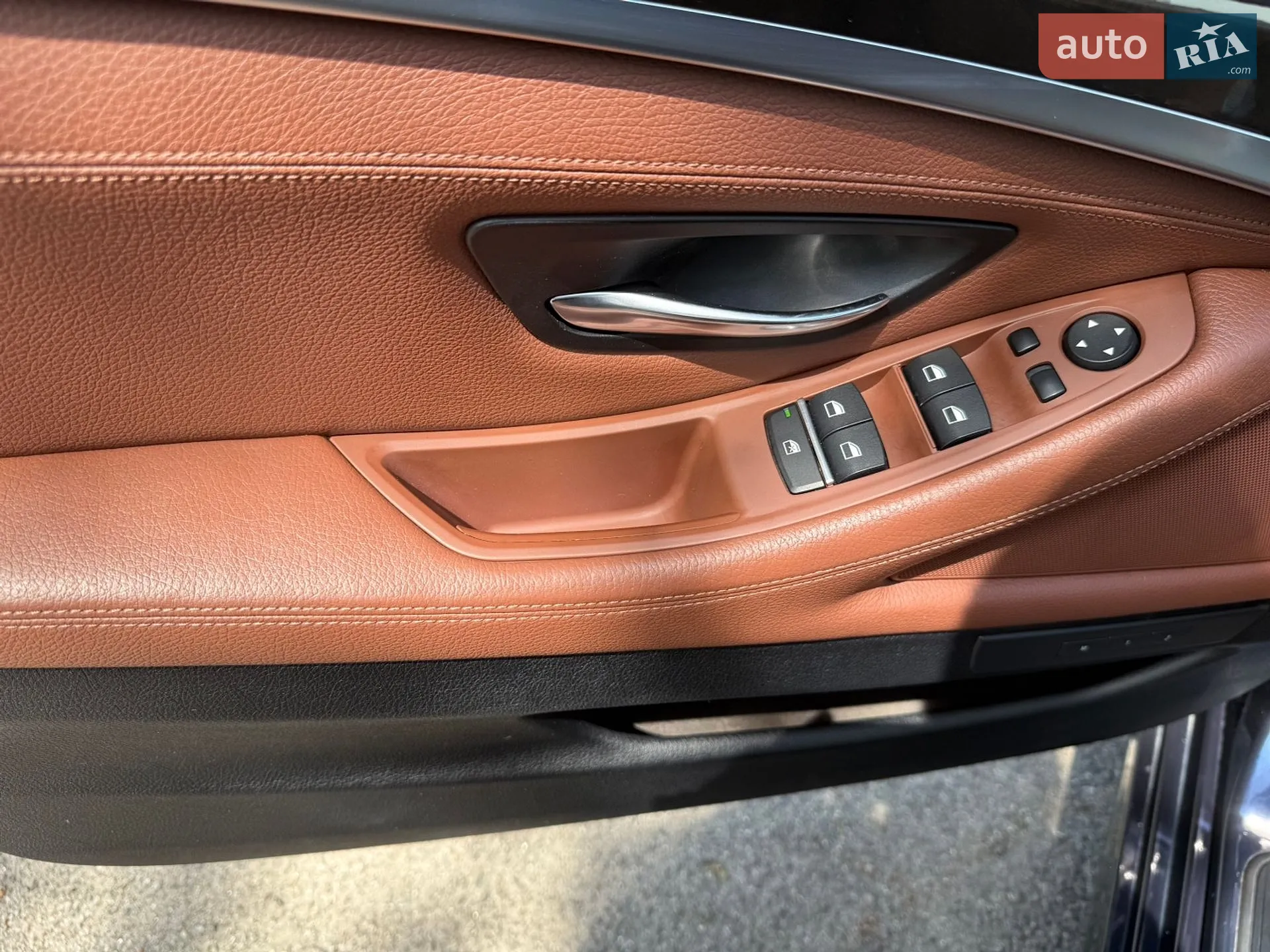 2012 BMW 5er - мініатюра 12