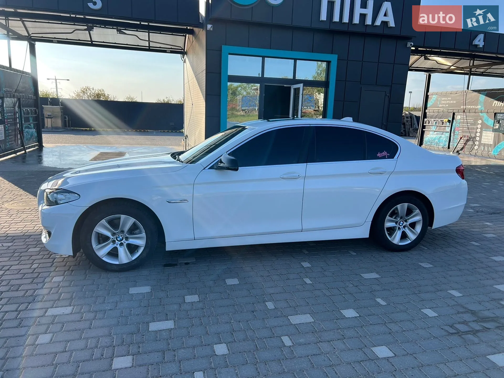 2012 BMW 5er - мініатюра 8
