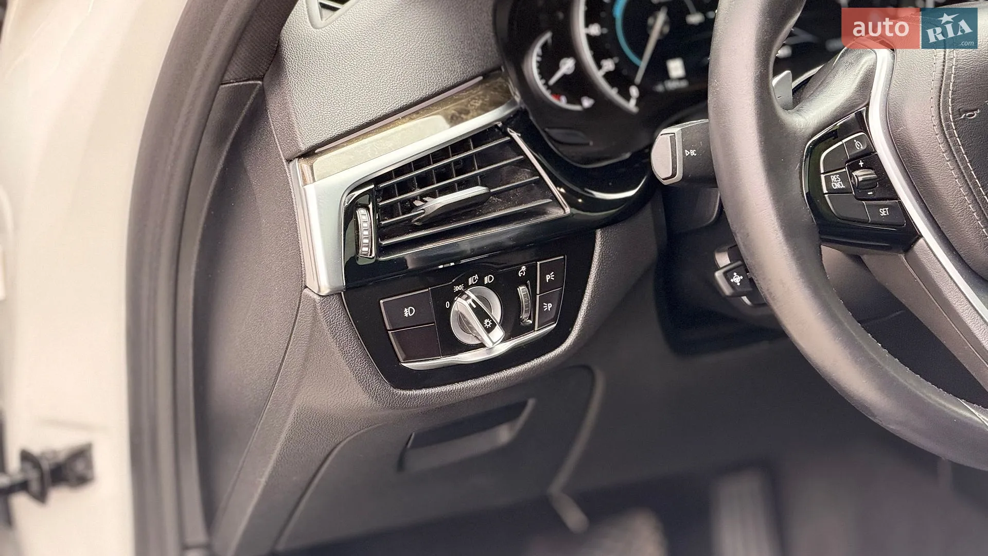 2018 BMW 5er - мініатюра 32