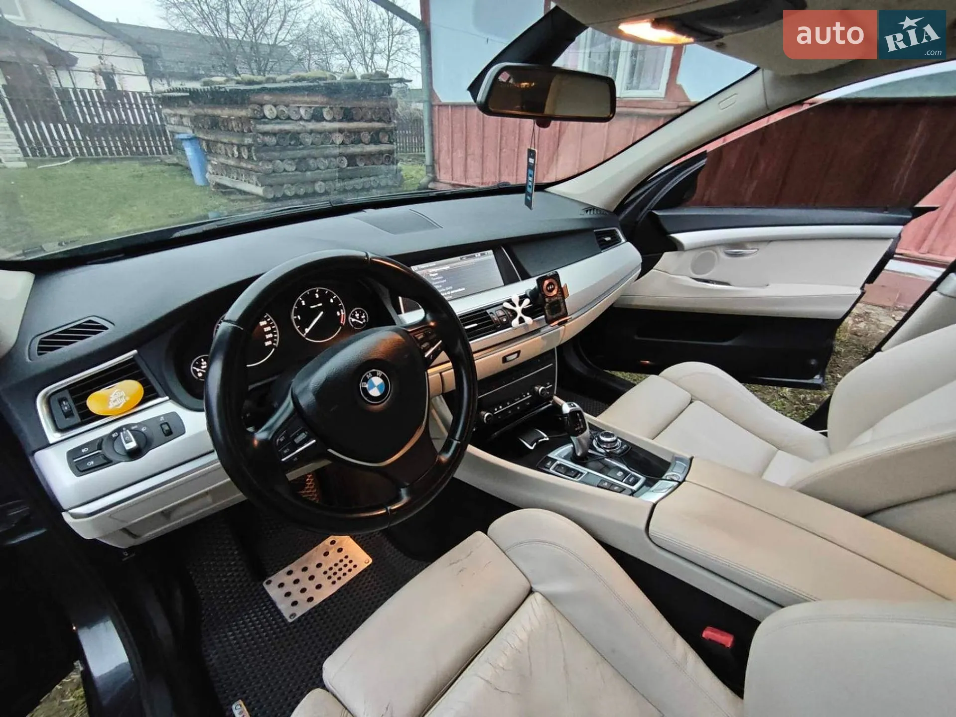 2010 BMW 5er - мініатюра 17